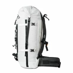 Hyperlite Mountain Gear 2400 Ice Pack