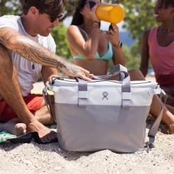 Hydro Flask 26 L Day Escape Soft Cooler Tote -Gregory shop 5a1a2940 20l 1800x01800 1 1 rsz 55606.1649095994
