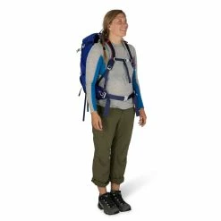 Osprey Sirrus 34 - Women's 27 Osprey Sirrus 34 - Women's -Gregory shop Sirrus 34L S22 OnBody1 Blueberry rsz 69928.1652397680