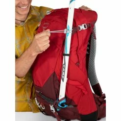 Osprey Stratos 34 - Men's -Gregory shop Stratos 34L S22 Detail2 PoinsettiaRed rsz 49282.1655767949