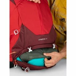 Osprey Stratos 34 - Men's -Gregory shop Stratos 34L S22 Detail7 PoinsettiaRed rsz 19742.1655767949