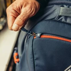 Gregory Detour 40 -Gregory shop detour 1a zipper lock rsz 58485.1626823383