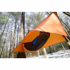 ENO HouseFly Rain Tarp 11 ENO HouseFly Rain Tarp -Gregory shop eno housefly rain tarp lifestyle 2 45254.1626822487