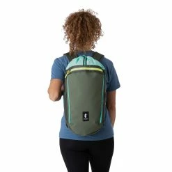 Cotopaxi Moda 20L Backpack - Cada Dia -Gregory shop f21 moda 20L spruce back2 rsz 64913.1676069140
