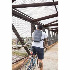 IceMule Jaunt 9L -Gregory shop jaunt lifestyle 03 2048x rsz 66984.1667927460