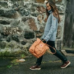 Fjallraven Kanken Totepack -Gregory shop square mood fw22 danielblom daypacks 6696 exp 2025 08 01 rsz 70079.1661548531