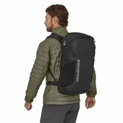 Patagonia Cragsmith 32L -Gregory shop wbf19 48056 blk om4 rsz 21893.1642719735